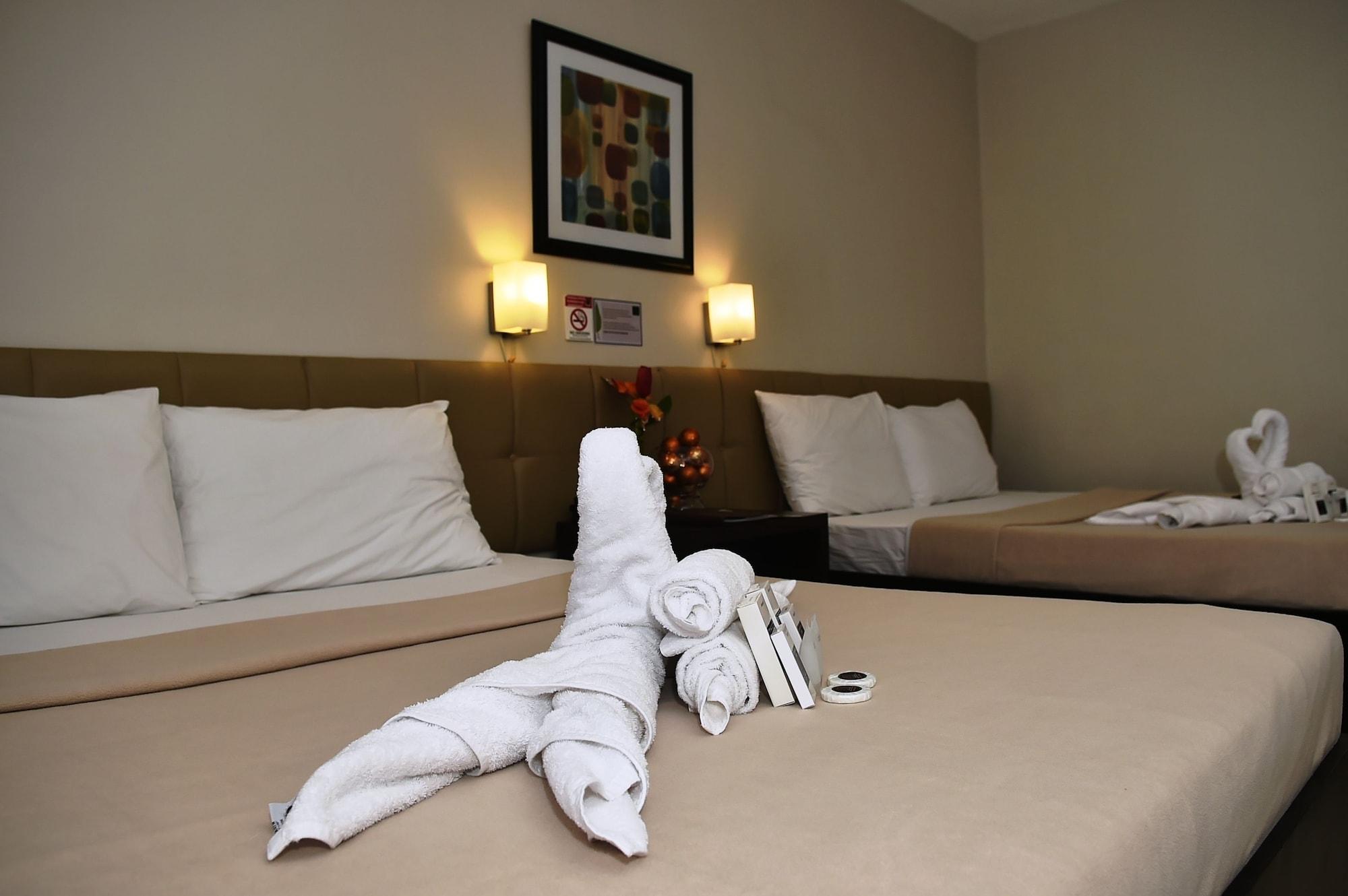 Columbus Plaza Hotel General Santos City Екстер'єр фото