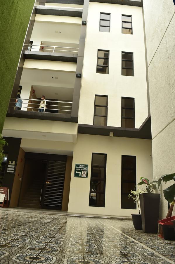 Columbus Plaza Hotel General Santos City Екстер'єр фото
